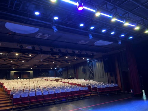 脫口秀精品專場 北京喜劇中心引爆京城笑點，專業演出經紀助陣打造爆笑盛宴